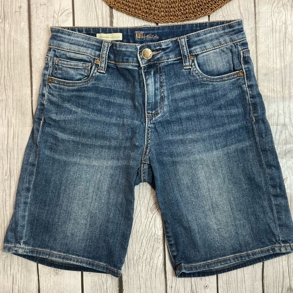 Kut From The Kloth Catherine Boyfriend Jean Shorts - Picture 1 of 8